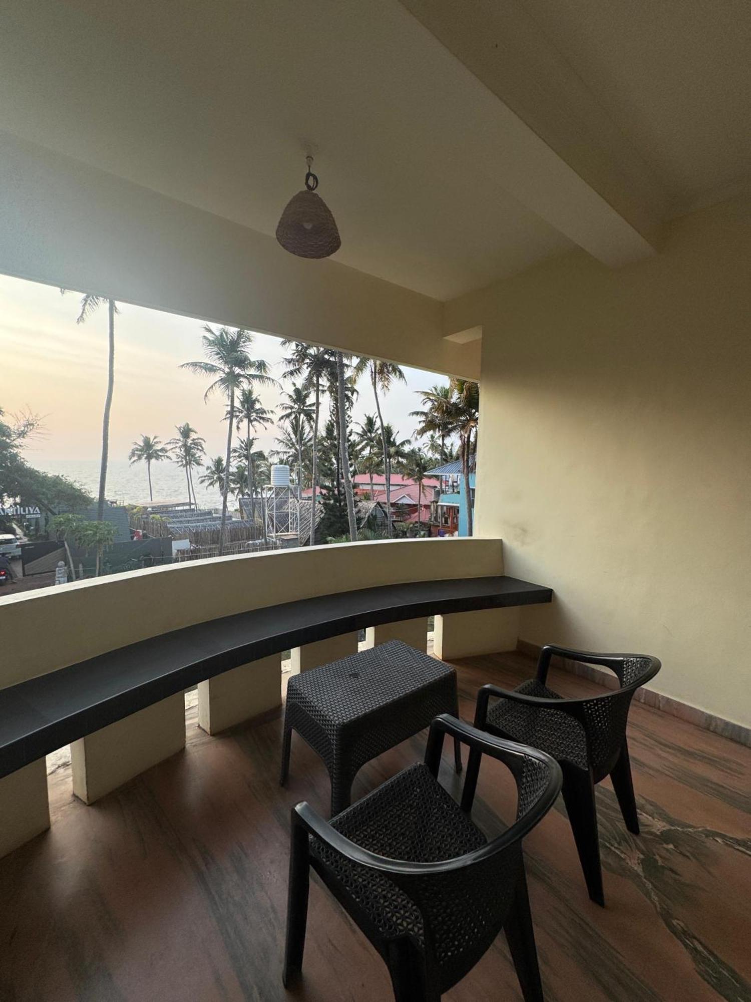 Beach View Balcony Resort By Hello فاركَالا المظهر الخارجي الصورة